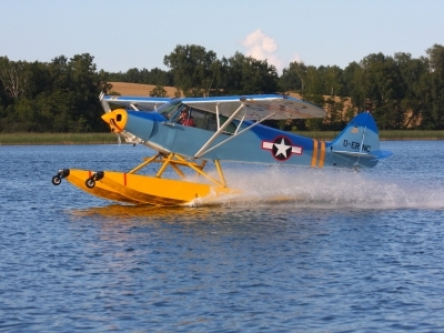Mazury AirShow - Wodnosamoloty Piper PA 18