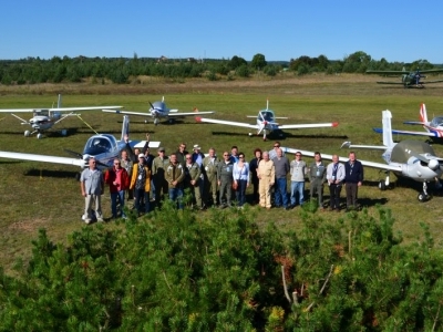 U przyjaciół... na lotnisku w Rudiszkach